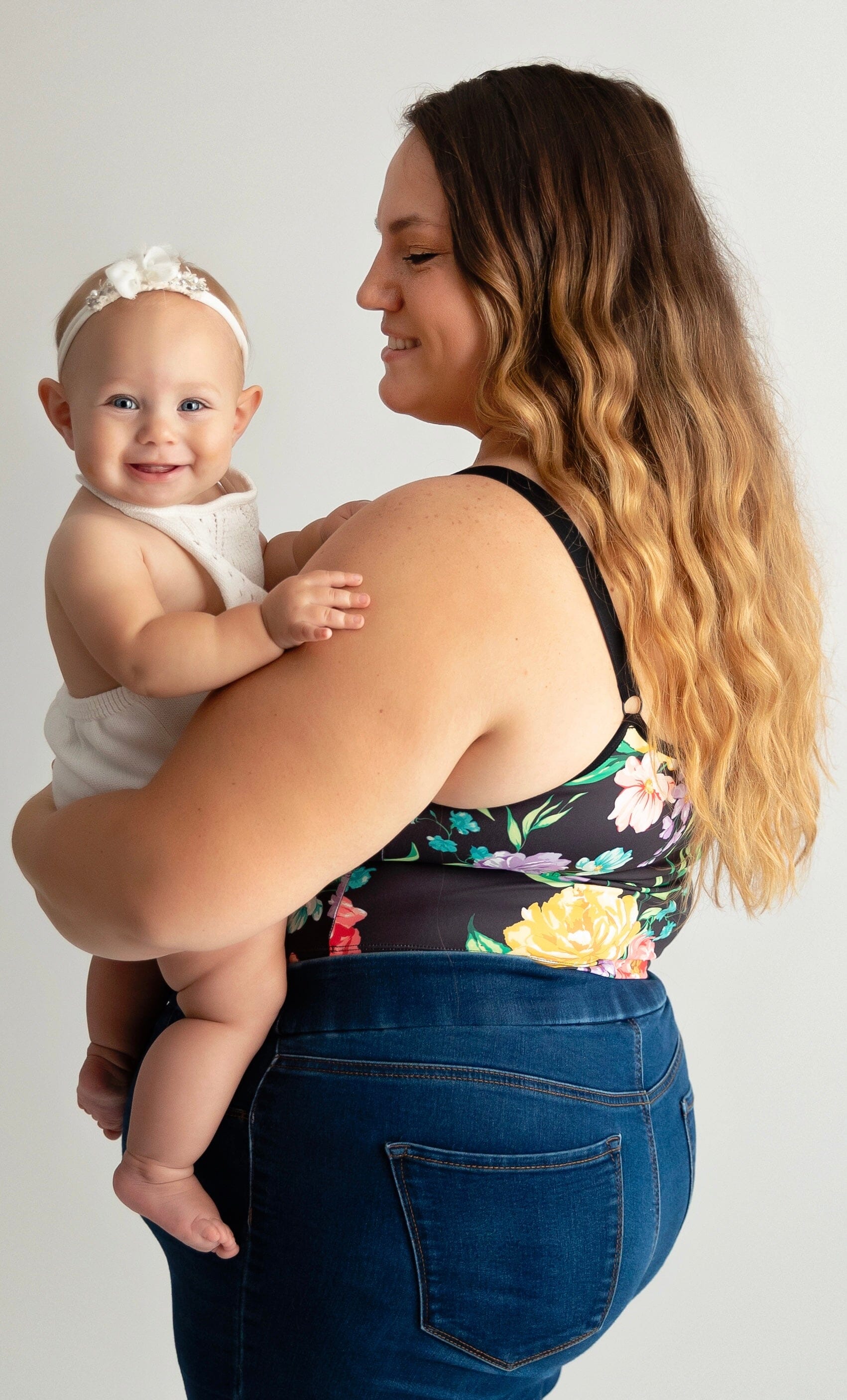 Amelia Maternity & Nursing Crop Cami Bra – Davin and Adley Canada